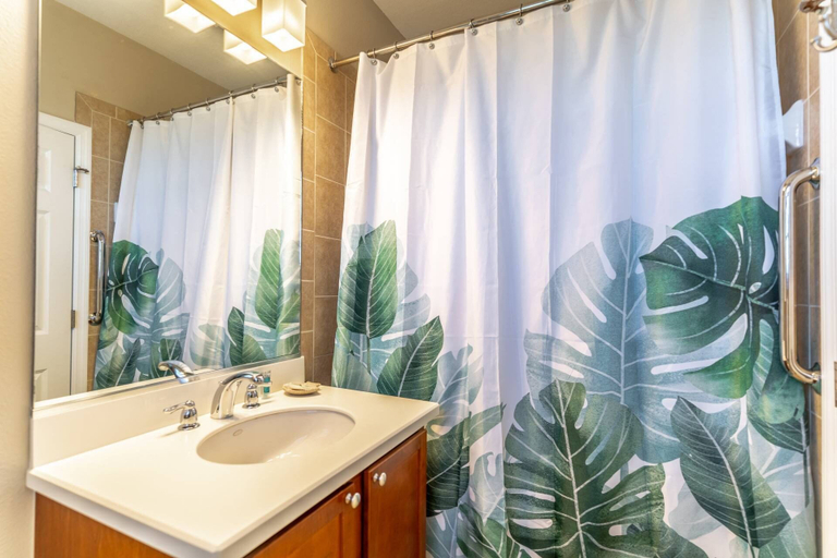 Bathroom 4, 3216 Little Harbor, Hillsborough