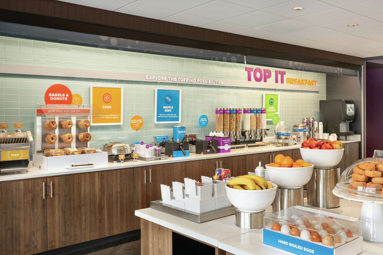 Food & Drinks 5, Tru by Hilton Meridian Boise West ID, Ada