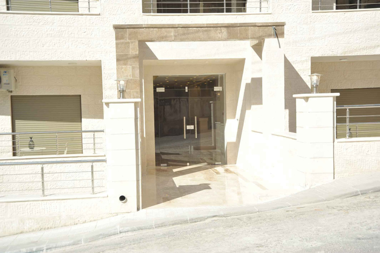 Exterior & Views 2, Amazing one Bedroom Apartment in Amman,elwebdah 3, Wadi Essier