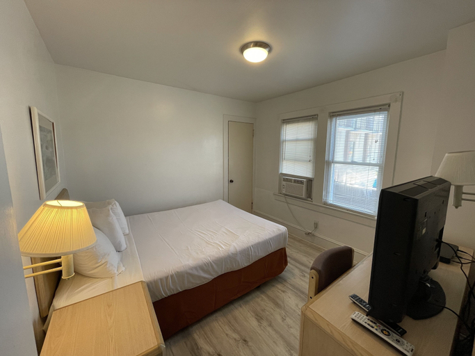 Bedroom 2, Rio Motel and Suites, Cape May