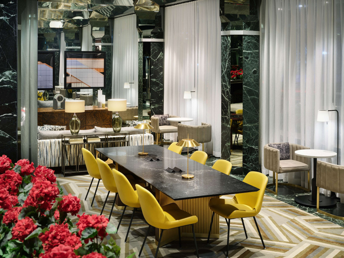 Food & Drinks 4, Millennium Hilton New York One UN Plaza, New York