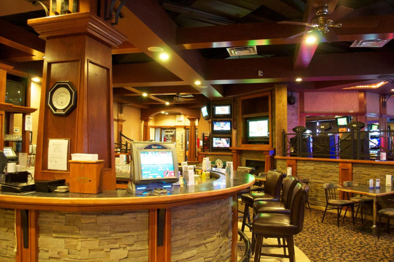 Food & Drinks 4, Slave Lake Inn and Conference Centre, Division No. 17