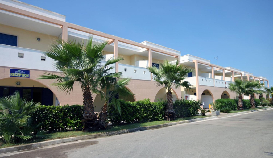 Exterior & Views 2, Oasi Salento Residence Hotel, Lecce