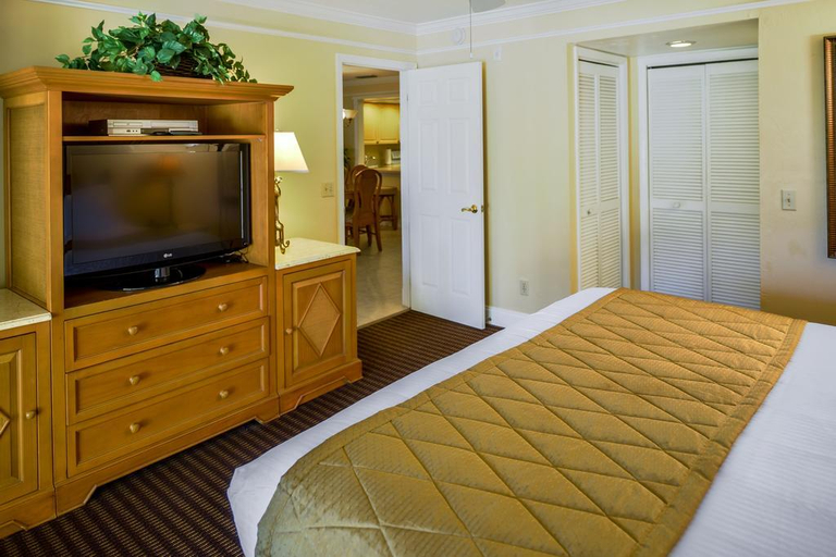 Bedroom 3, Charter Club Resort on Naples Bay, Collier