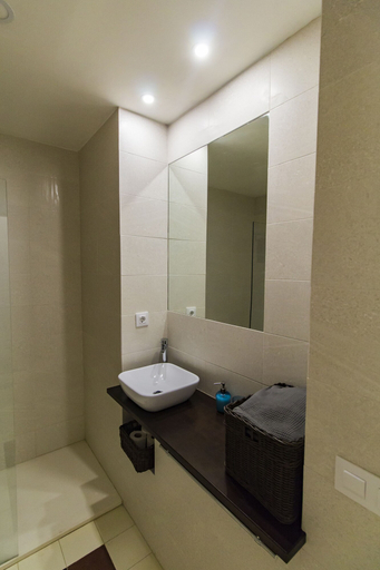 Bathroom 4, SimplyHosted Apartamento Rosario, Cádiz