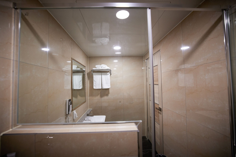 Bathroom 5, Hotel The Star, Yeonggwang