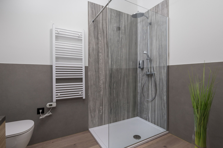 Bathroom 3, Deluxe Apartments & Rooms In the Center, Rijeka