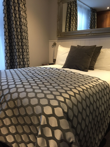 Bedroom 3, Ilfracombe Carlton Hotel - Hotel, Devon