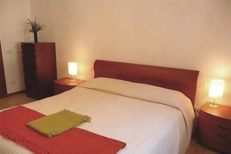 Bedroom, Vista d'Oro Ulivo Apt. 11, Lecco