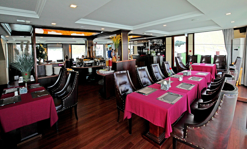 Food & Drinks 4, La Pinta Cruise, Hải An