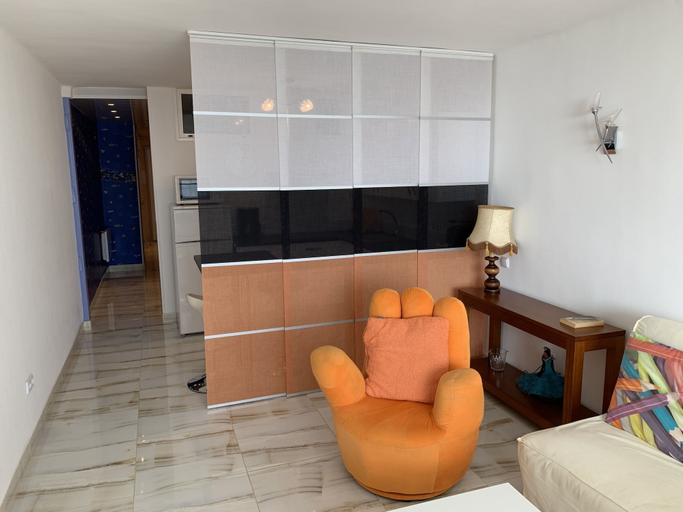 Others 5, Apartamento Inmobahia - BI - 73, Girona