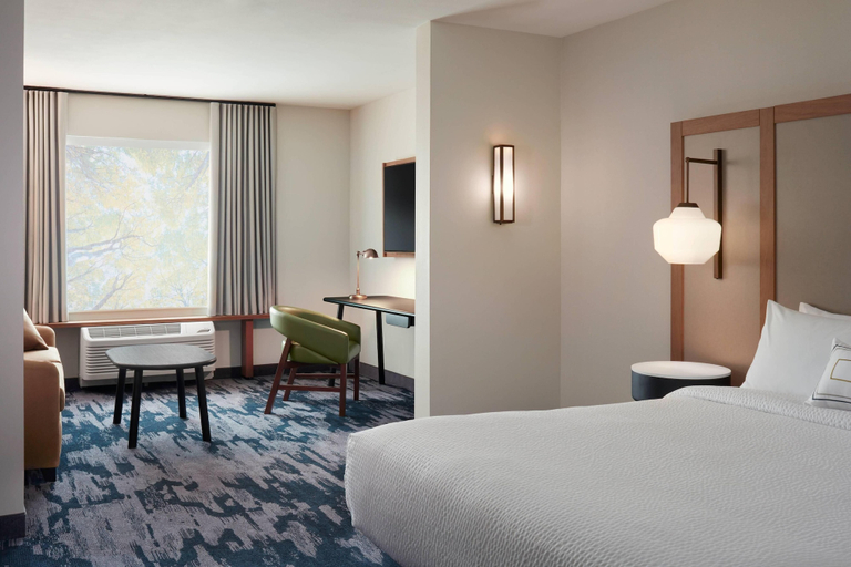 Bedroom 3, Fairfield by Marriott Inn & Suites Sandusky, Erie