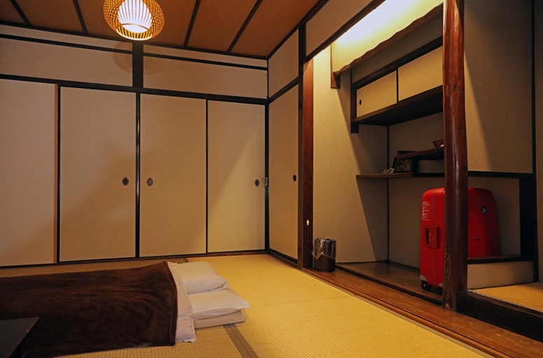 Bedroom 3, Guesthouse KYOTO COMPASS - Hostel, Kyoto