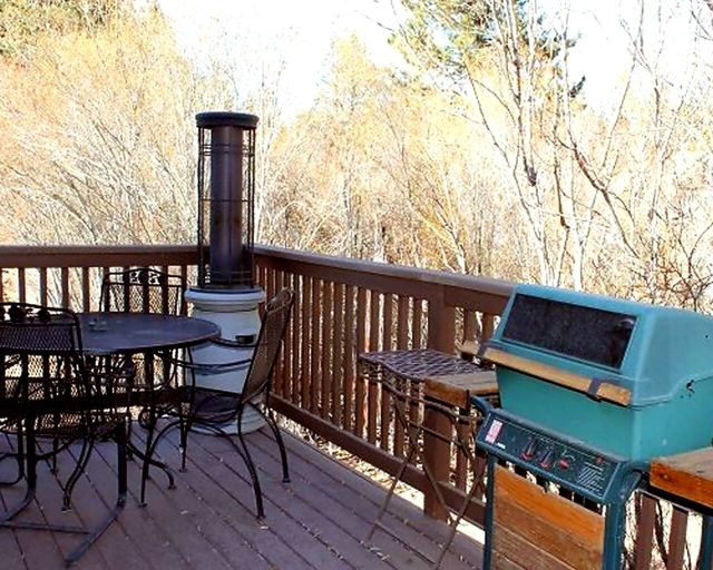 Others 1, Moonridge Den- One Bedroom, San Bernardino