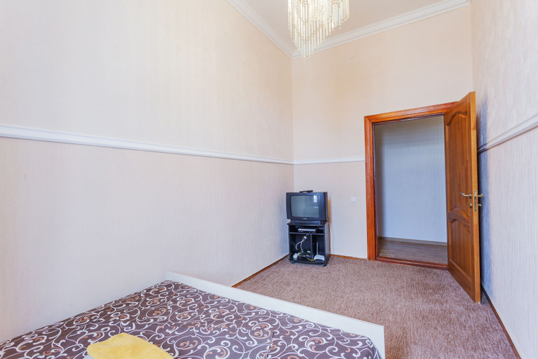 Bedroom 3, Palace of Sports Apartment, Holosiïvs'kyi