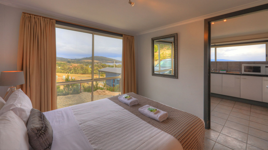 Bedroom 2, Discover Bruny Island Holiday Accommodation, Kingborough