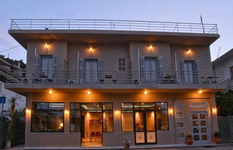 Exterior & Views 2, Leonidaion Guest House, West Greece