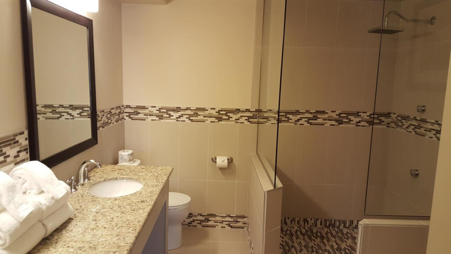 Bathroom 4, Kindersley Inn, Division No. 13