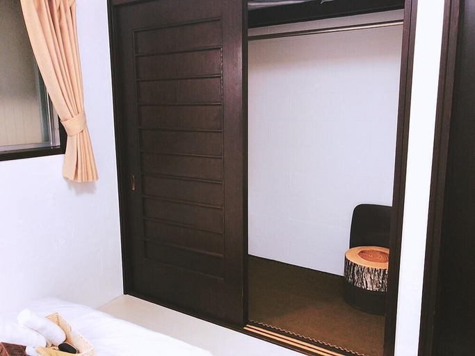 Others 5, Osaka Sinsei Guest House, Osaka
