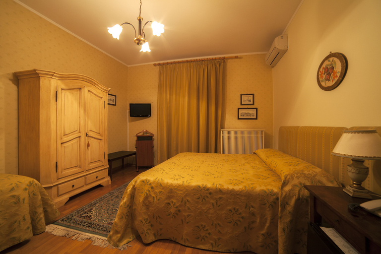 Bedroom 4, Hotel La Luma, Macerata