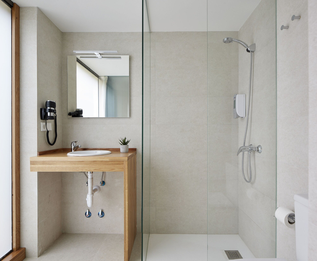 Bathroom 4, IRAIPE ESTELLA ROOMS, Navarra