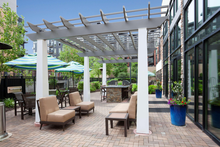 Food & Drinks 5, Homewood Suites by Hilton Minneapolis-St.LouisPark, Hennepin