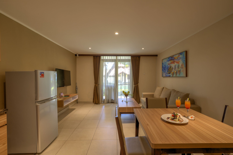 Dining Room 3