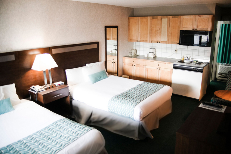 Bedroom 3, Ramada By Wyndham Quesnel, Cariboo