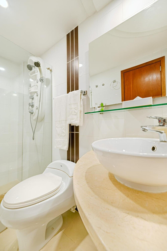 Bathroom 3, Ms Chipichape Plus, Yumbo