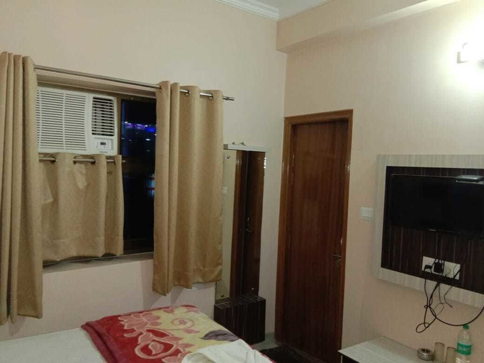 Bedroom 2, ADB Rooms Hotel De Pal Varanasi, Varanasi