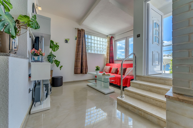 Others 5, Apartments Marin, Trogir