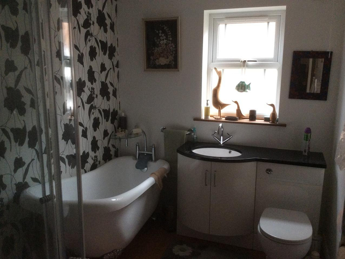 Bathroom, Laurel Lodge, Lincolnshire