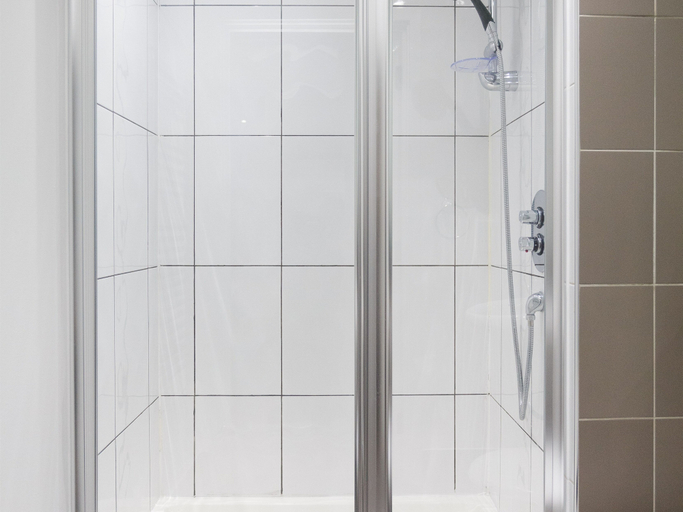 Bathroom 4, Live in Leeds Sky Penthouse, Leeds