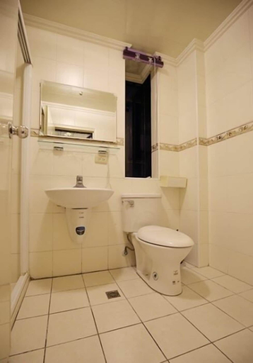 Bathroom, Jushan 93 House, Nantou