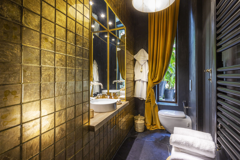 Bathroom 3, Riad Tajania, Marrakech