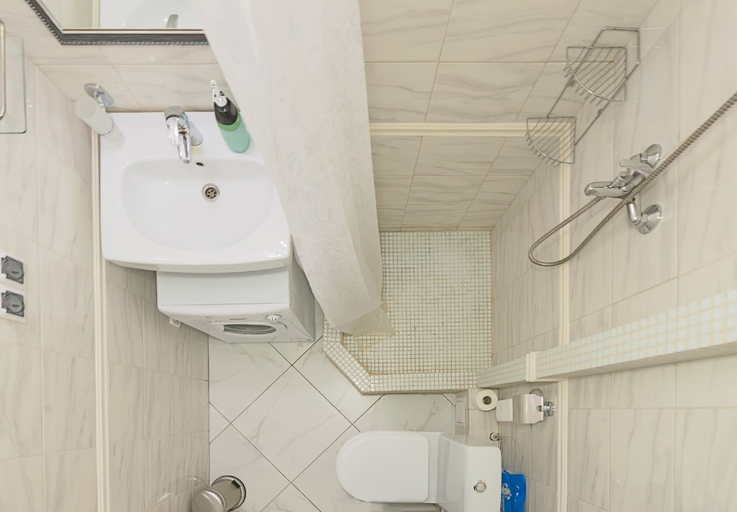 Bathroom 4, Merchant House by Sokroma, Sankt-Peterburg gorsovet