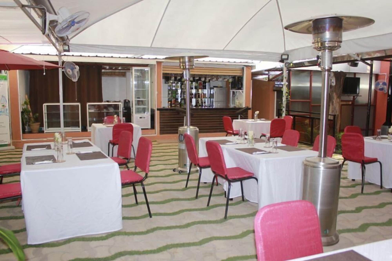 Food & Drinks 5, Green Resort Antsakaviro, Analamanga