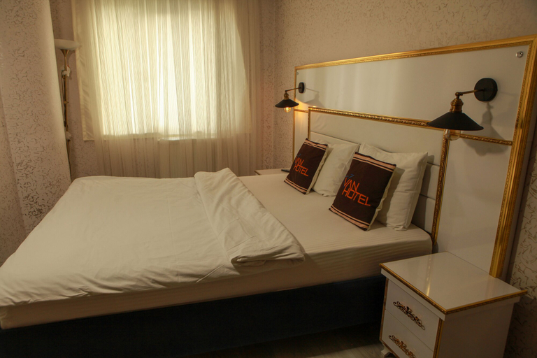 Bedroom 3, Van Hotel, Merkez