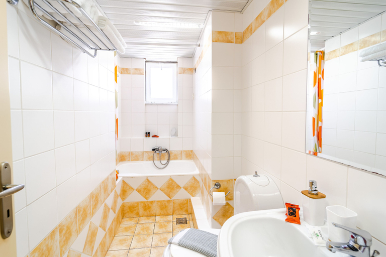 Bathroom 4, Melina Beach Hotel, Crete