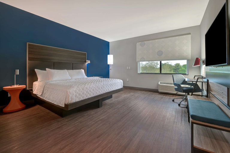 Bedroom 3, Tru by Hilton Mooresville, Iredell