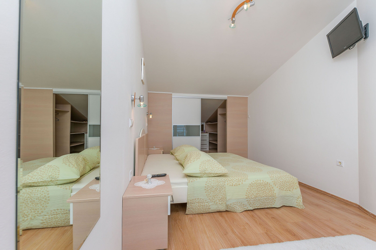 Bedroom 5, Apartments Mia, Omiš