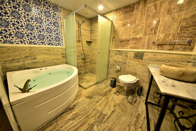 Bathroom 5, Cappadocia Caves Hotel, Nevşehir