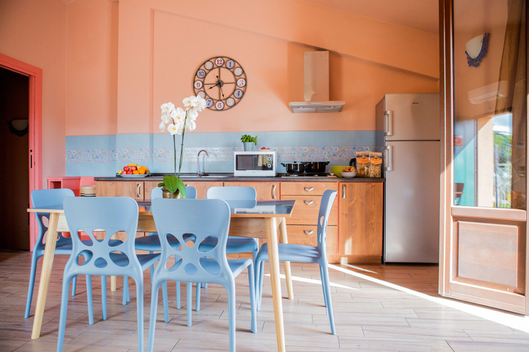 Dining Room 12