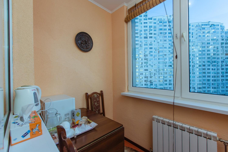 Others 3, naDobu Hotel Poznyaki, Darnyts'kyi
