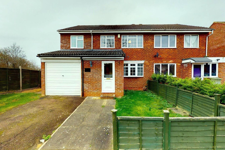 Exterior & Views, Captivating 4-bed House in Milton Keynes, Milton Keynes