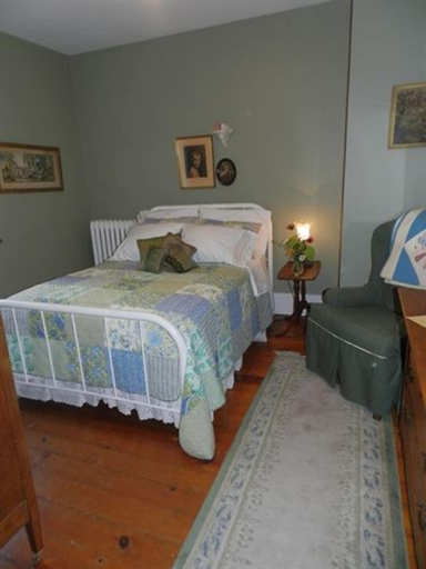 Bedroom 2, Riffles and Runs B & B, Centre