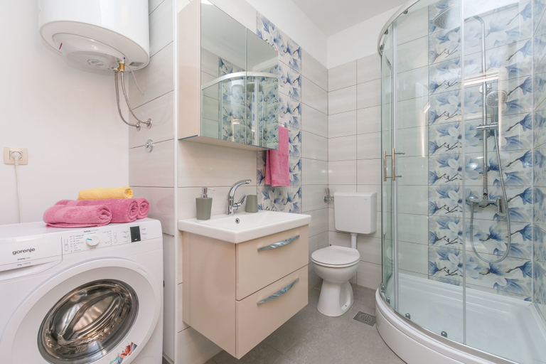Bathroom 3, Apartment Ivano, Dugi Rat