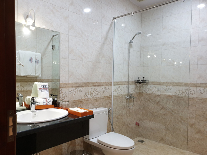 Bathroom 5, Phuc Ngoc Hotel, Rạch Giá