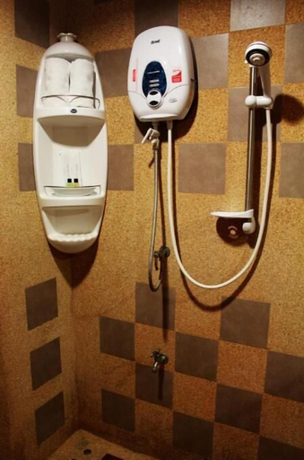 Bathroom 4, Pornkasem House, Muang Chiang Rai