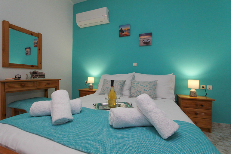 Bedroom 2, SeaBlue Houses, Ionian Islands